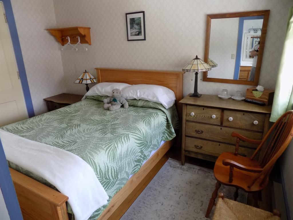 Wilderness Inn Bed And Breakfast Норт-Вудсток Экстерьер фото