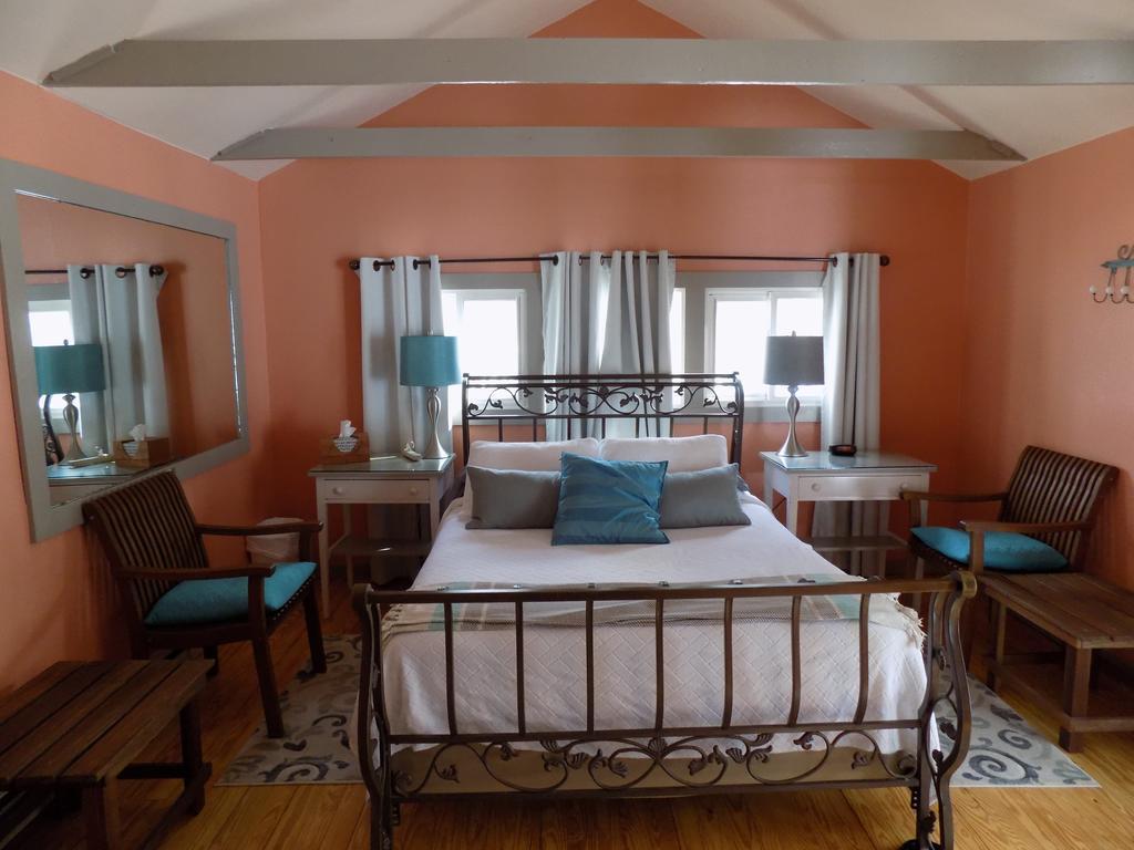 Wilderness Inn Bed And Breakfast Норт-Вудсток Экстерьер фото